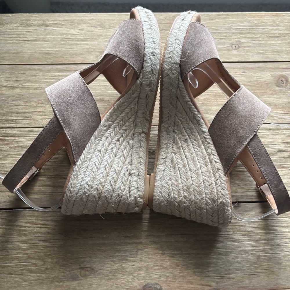 NWOT Women’s Paseart Espadrille Suede Beige Wedge Sandals Size 38 US 7.5 - Picture 6 of 9